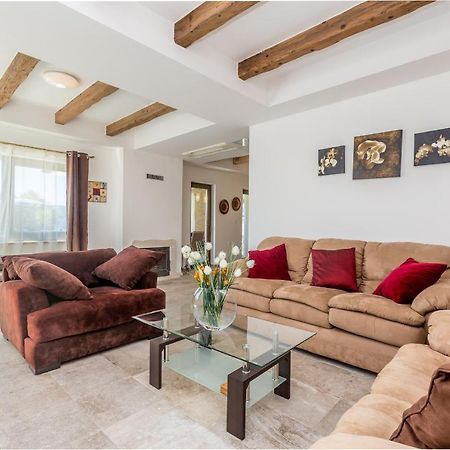 Villa Lurda Linardici Krk 외부 사진